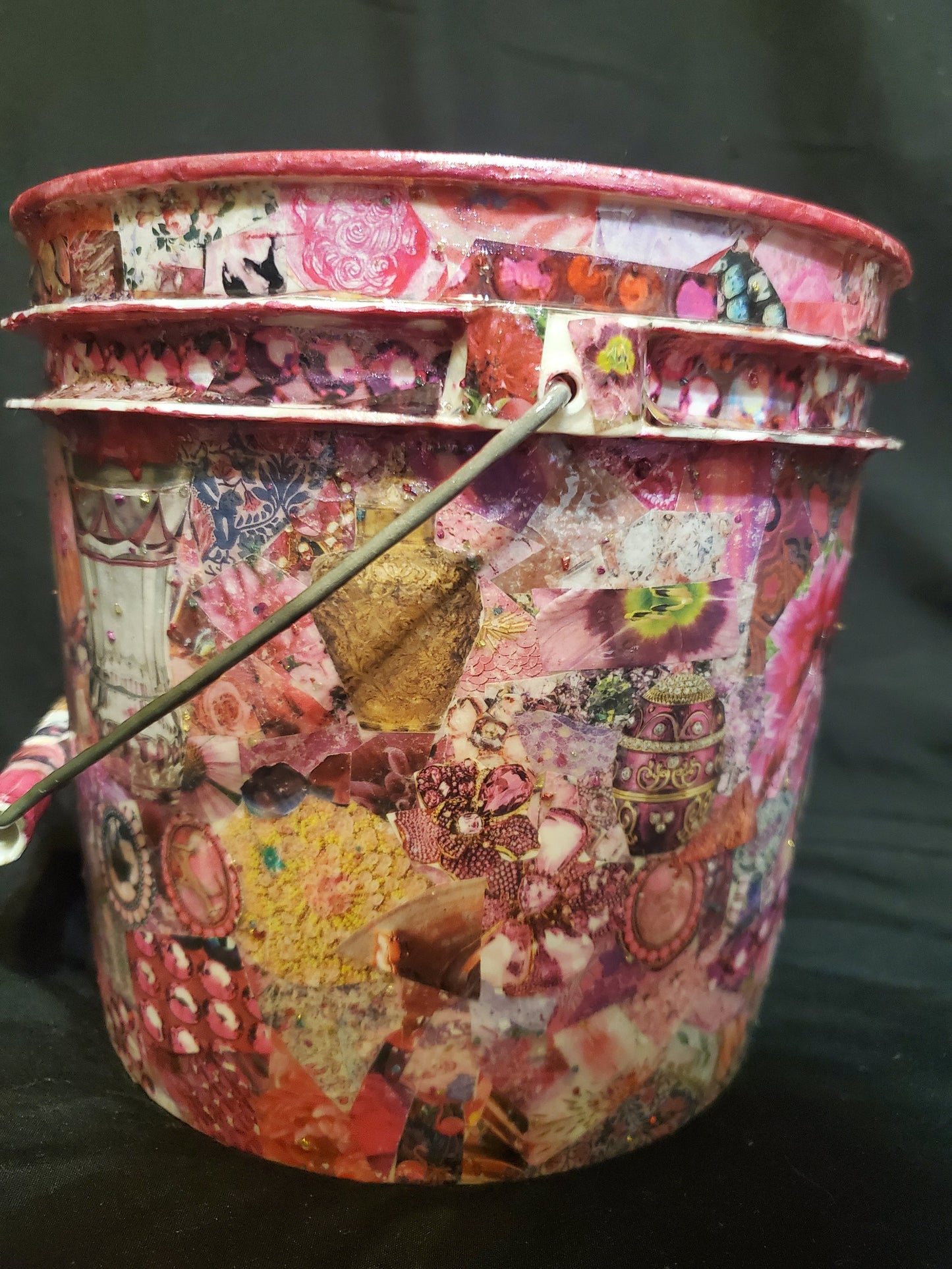Hot Pink Gabage Pail Kitsch Mess